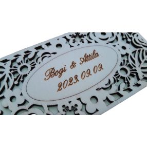 Pénzátadó ajándékdoboz